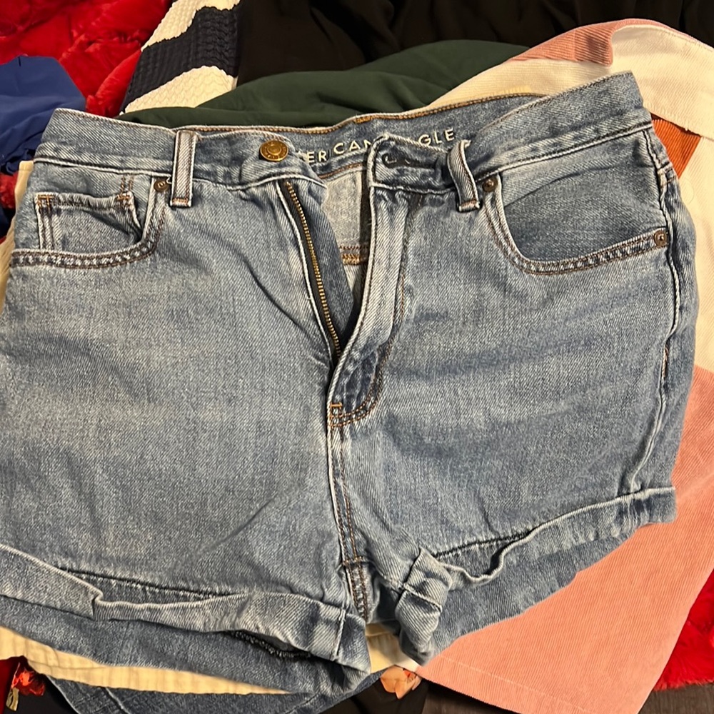 Short shorts